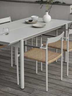 B45 matbord Light Grey