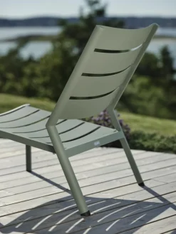 Delia loungefåtölj Dusty Green