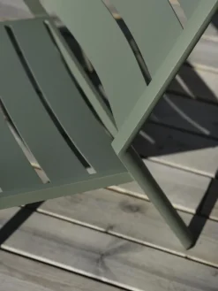 Delia loungefåtölj Dusty Green