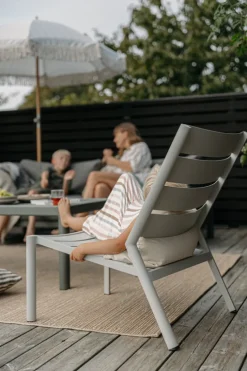 Delia loungefåtölj Light Grey
