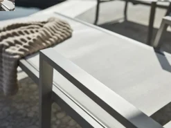 Leone vilsäng Khaki/Off-white