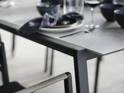 Lyra matbord Svart/Sand